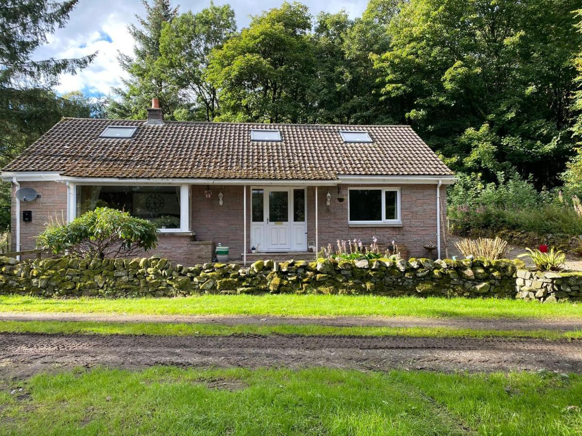 Tranquil Thornhill Cottage Retreat With Hot Tub Moniaive Екстериор снимка